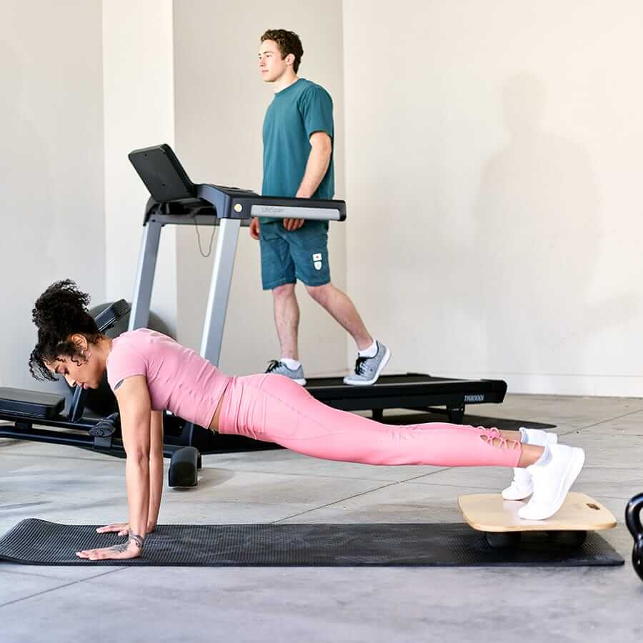 TR3000i Folding Treadmill - Image 4